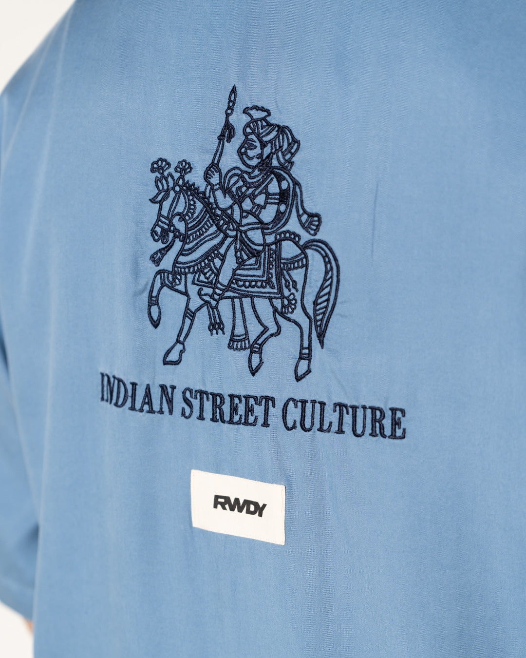 CARVED KING MOTIF SHIRT