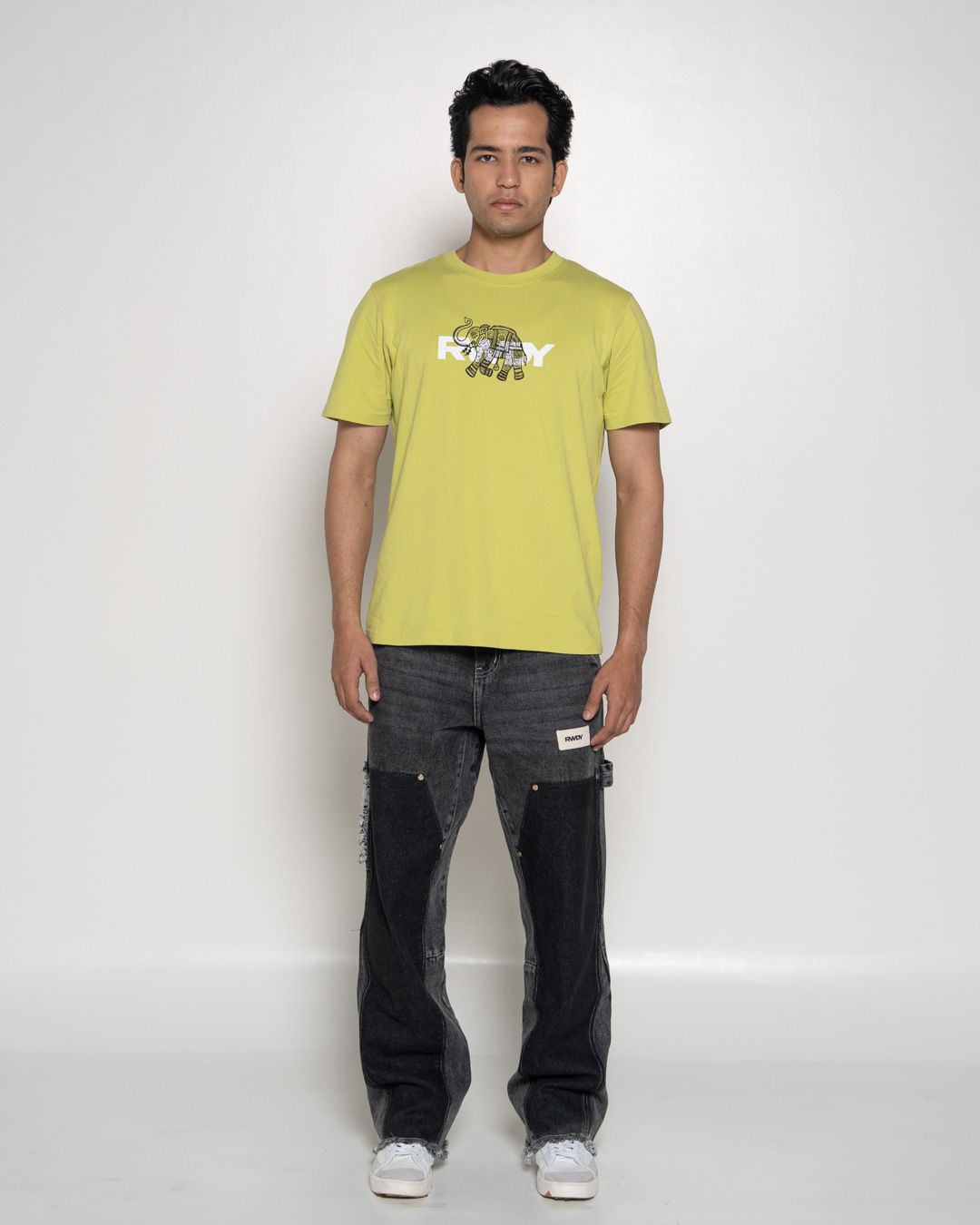 ELEPHANT MOTIF TEE