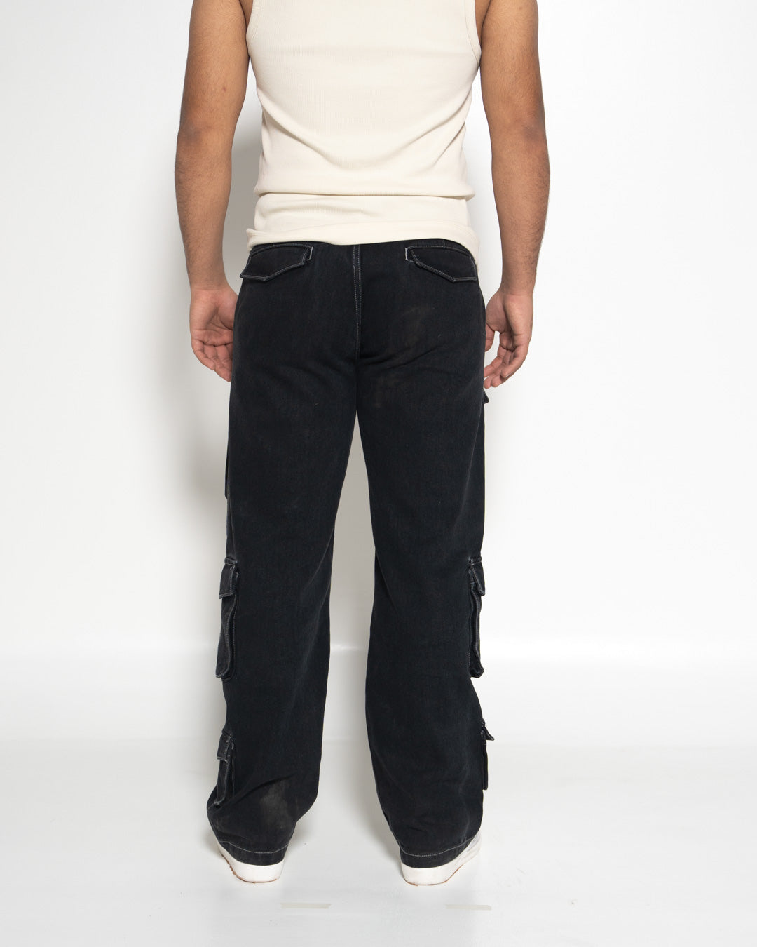 BLACK DENIM CARGO 01
