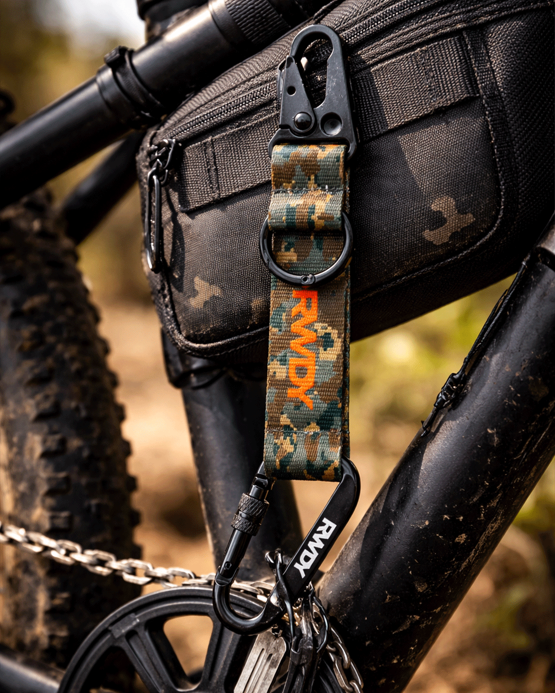 RWDY UTILITY CLIP _ CAMO PRINT