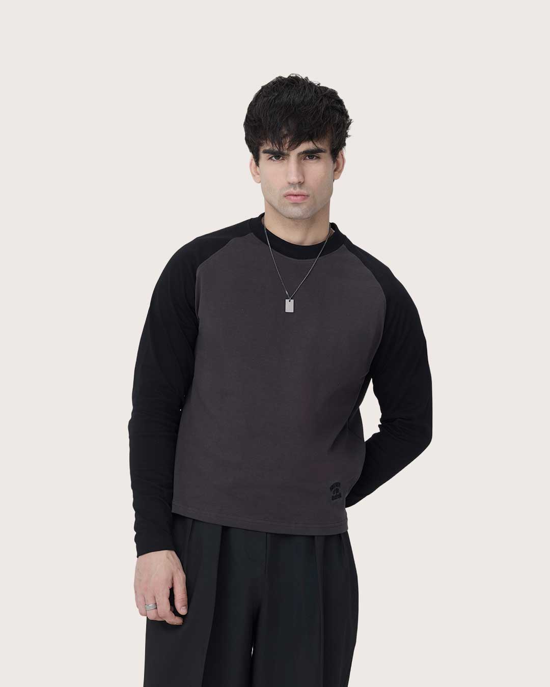 RWDY RAGLAN TEE | CHARCOAL