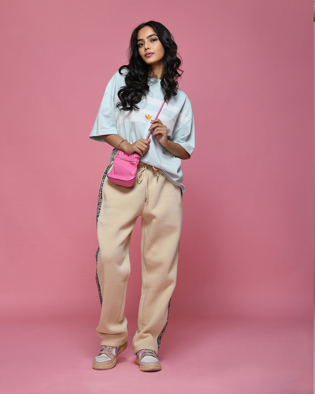 CULTURE SWEATPANTS